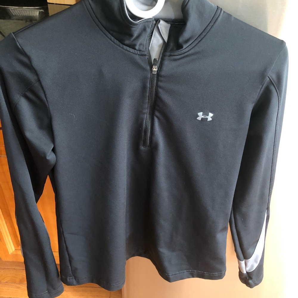 Under Armour pull over